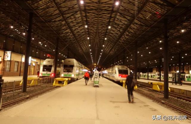 没赶上火车怎么办？别慌，第一时间这么做，就能挽回车票“损失”