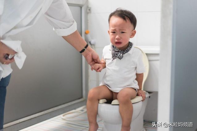 便秘是因为大肠缺水吗,宝宝便秘是因为油少了吗