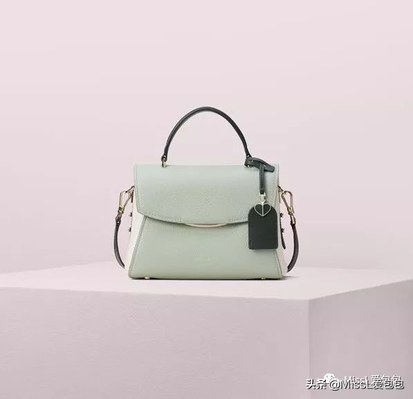 十二星座的包包口红高跟鞋,十二星座专属包包什么牌子好