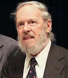 编程语言的编年史怎么写的 (编程语言编年史视频)