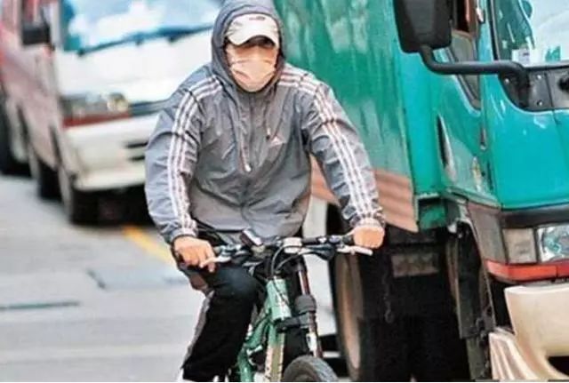 周星驰致敬医务工作者,周星驰致敬医护人员