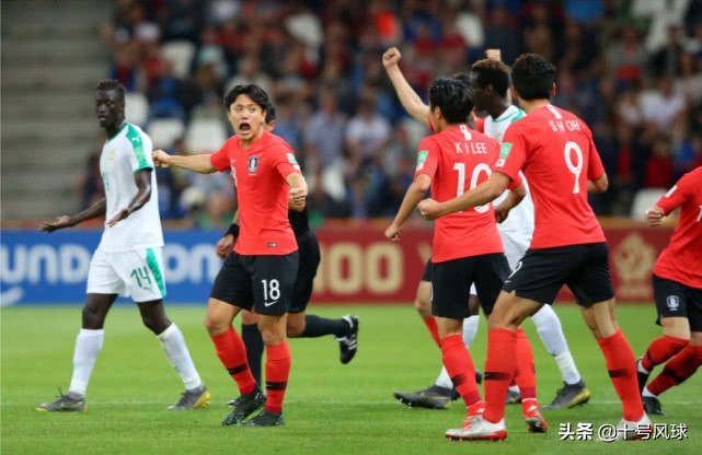 孙兴慜拒绝转会沙特联赛,中国足球可以归化孙兴慜吗