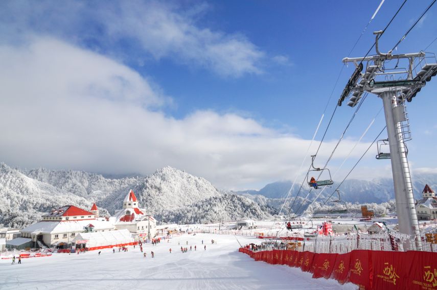 成都之巅西岭雪山,成都西岭雪山景区滑雪旅游攻略