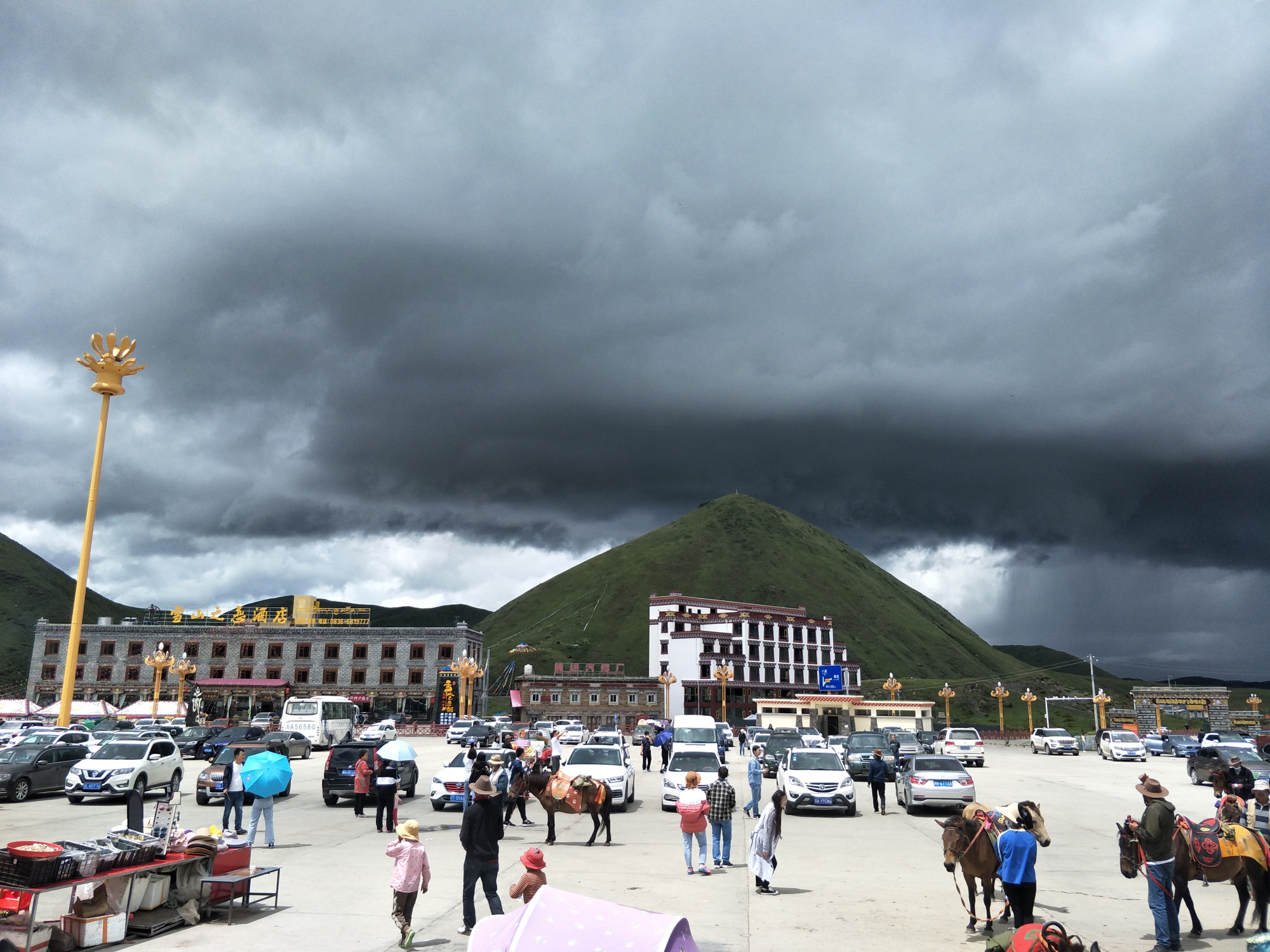 318国道沿途能感受到最明显的变化,318国道沿途的风景有哪些