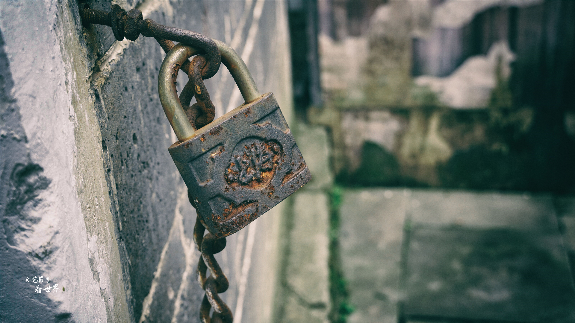 640年历史的青岩古镇，是贵阳人周末好去处，卤猪蹄子闻名全国