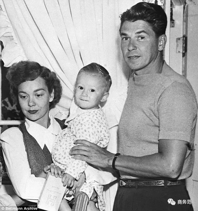 帕丽斯希尔顿退休,帕丽斯希尔顿演过什么