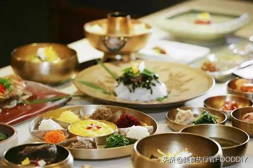 离不开泡菜的韩国人,韩国泡菜离不开我们国家完整视频