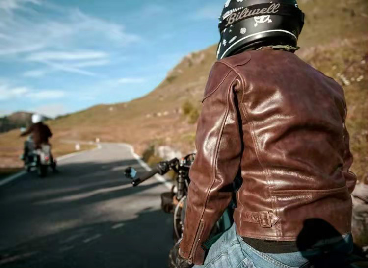 罗蒙复古机车皮衣,想玩机车入门款