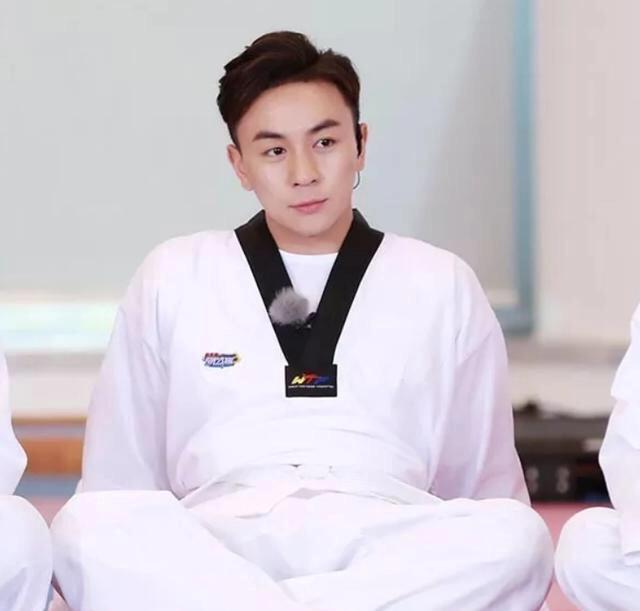 2岁孩子被虐待致死前仍求抱抱,2岁被虐待的女童