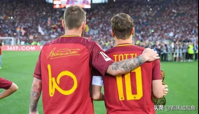 致我们珍贵的友谊,致我们十多年来的友谊