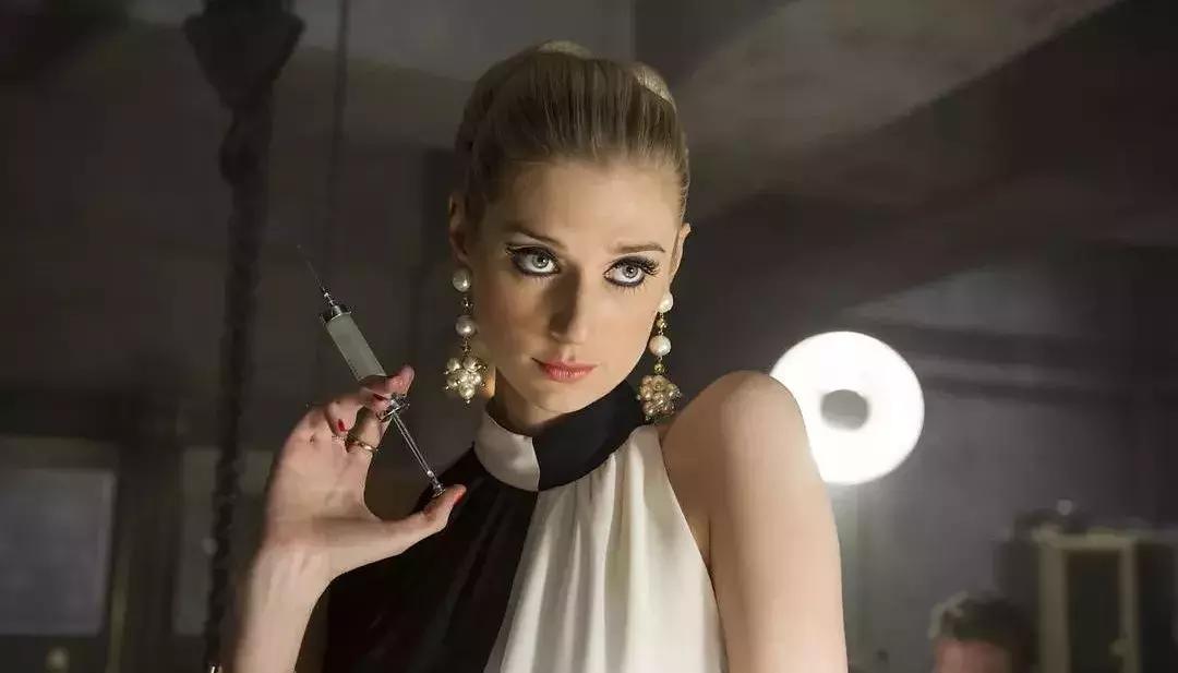 “寡妇”化身复仇女神，够硬又够黑