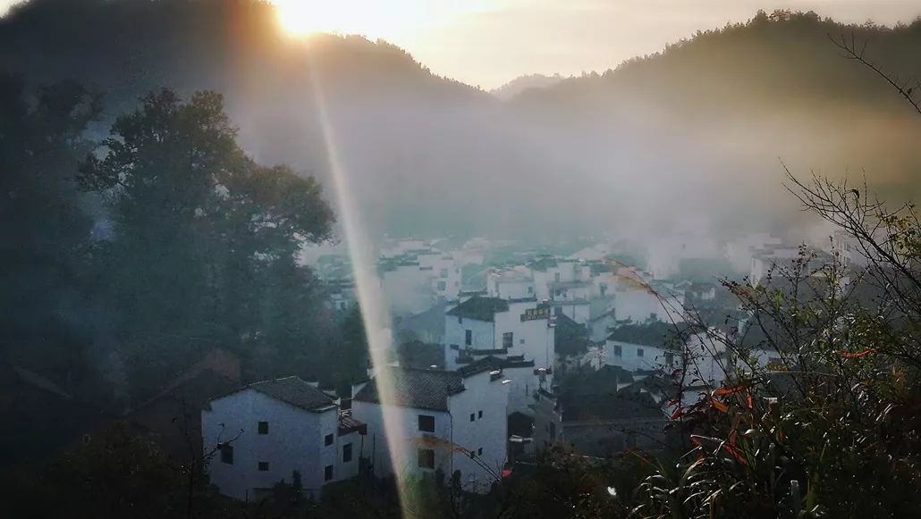 婺源篁岭赏秋,晒秋江西婺源篁岭