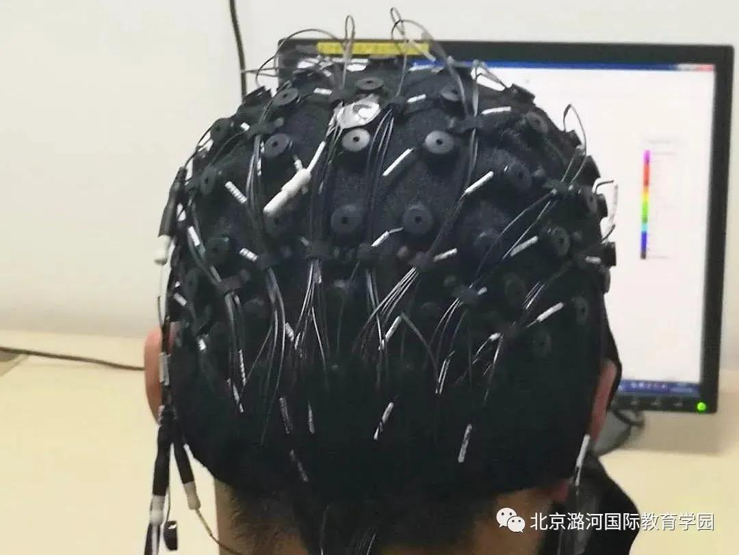 鍏ㄧ悆绗竴濂栫墝,涓栫晫绗竴浣嶈幏寰楀啲濂ヤ細閲戠墝鐨勪汉