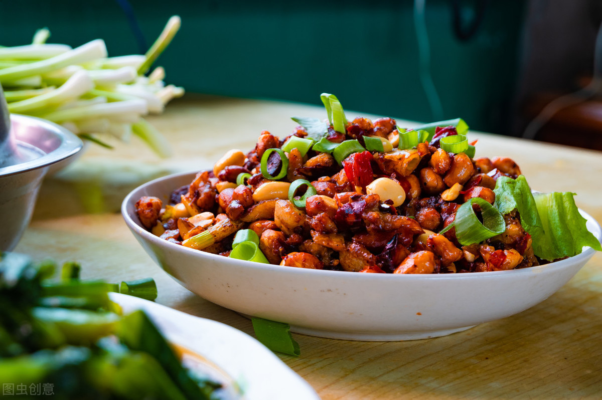 饭菜吃不完可以倒掉吗,饭菜吃不完该倒掉还是硬撑