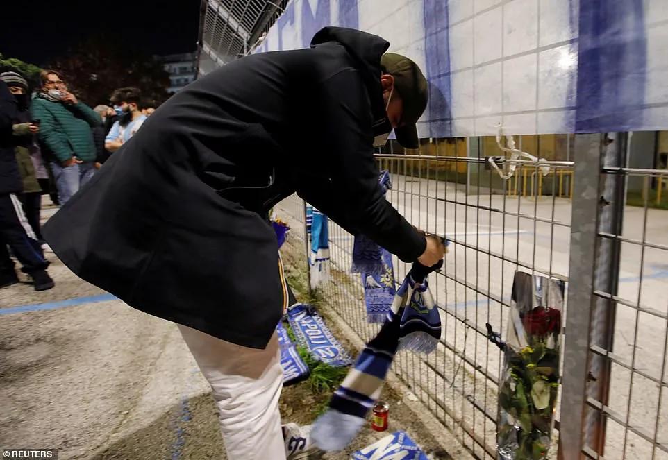 解密足球神话马拉多纳,贫民窟传奇球星