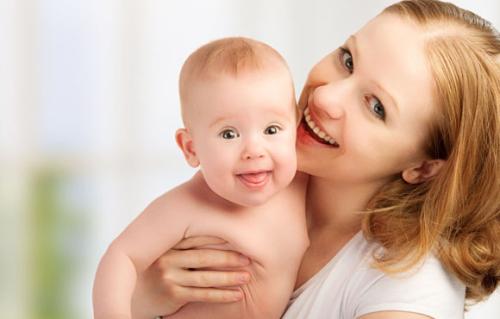 6个月婴儿吐奶严重,婴儿吐奶严重往外喷奶