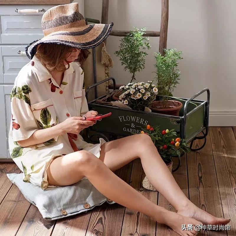 各类款式超好看的睡衣安排一下,女士出街加绒加厚睡衣