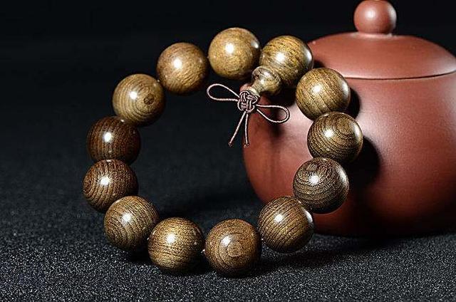 文玩手串怎么保养,玉石手串不佩戴时如何保养