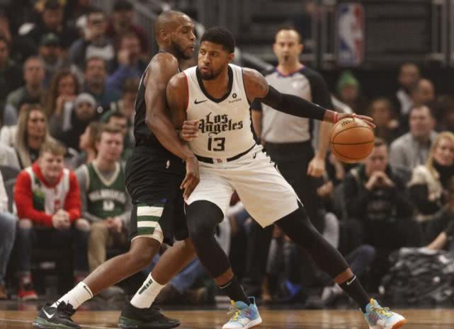 赛季over8大3千万先生叫苦？库里“4千万先生”比詹皇还赔钱