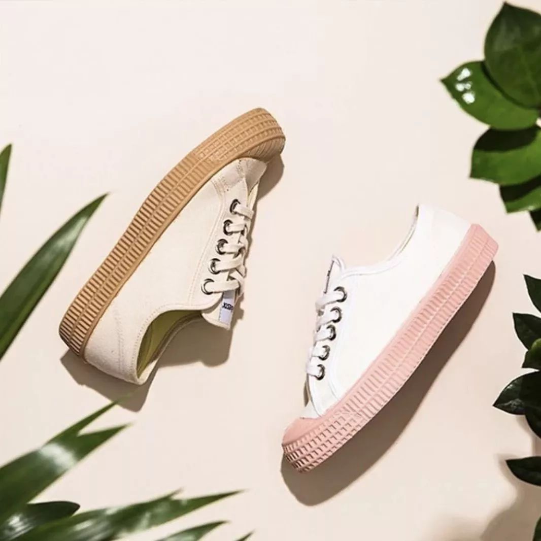推荐几款好看的小众帆布鞋,这些冷门的平价帆布鞋好看又耐穿