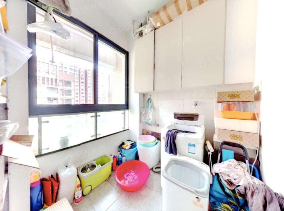 精装二手房100万,91平三房二卫南向精装96万快来抢