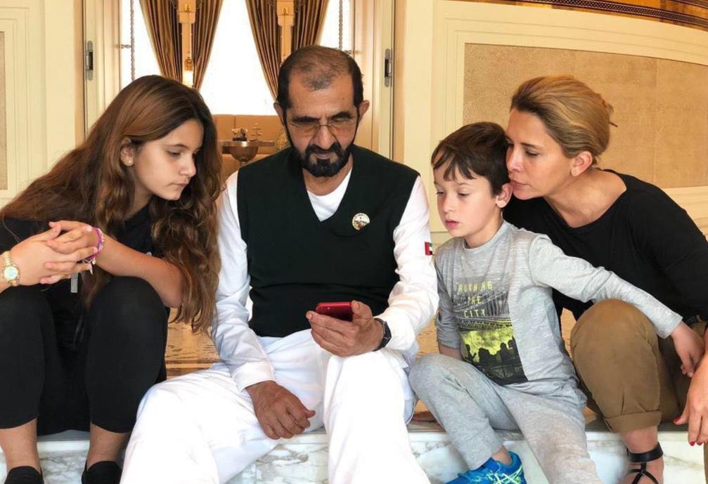 迪拜太子妃引得兄弟反目，和王子订婚又被退婚，11年后29岁嫁表哥