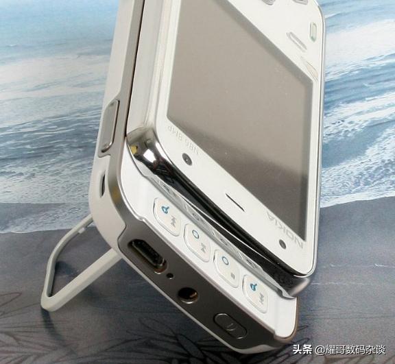 诺基亚经典手机8600,诺基亚先进科技手机