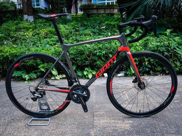 捷安特公路车tcr3700测评,捷安特公路车tcr哪款比较好