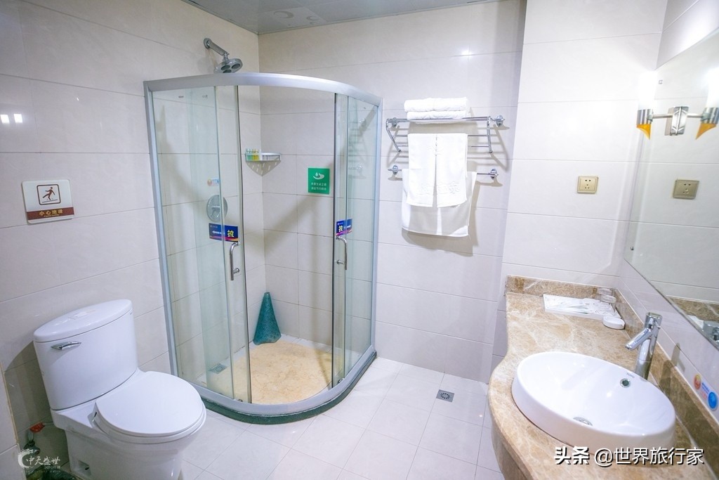 武汉周边温泉一日游推荐,武汉泡温泉吃饭睡觉一体的温泉