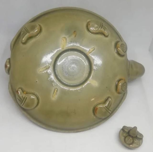 宋代耀州窑刻花凤首壶,仿制耀州窑宋代倒装壶