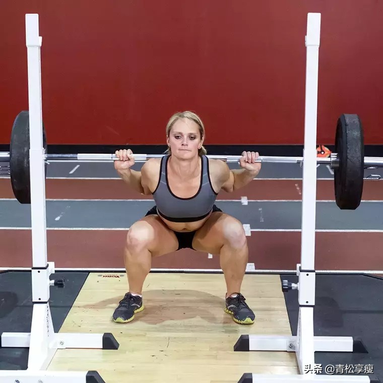 泰拳扫踢如何有穿透力,泰拳十大残酷低扫腿