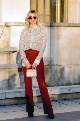 垂感雪纺阔腿裤搭什么上衣好看,雪纺阔腿裤怎么搭配上衣才好看