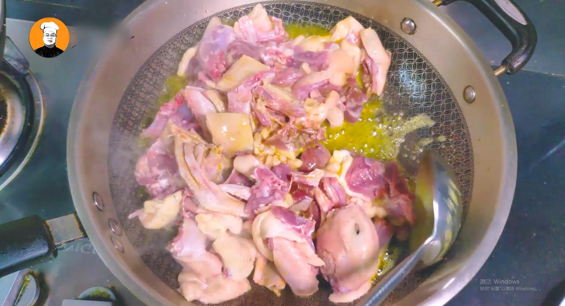 老鸭汤怎么做营养又美味,老鸭汤怎么做法好喝