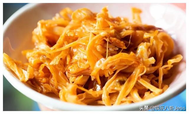 在李佳琦直播间买零食，是个划算的选择吗？