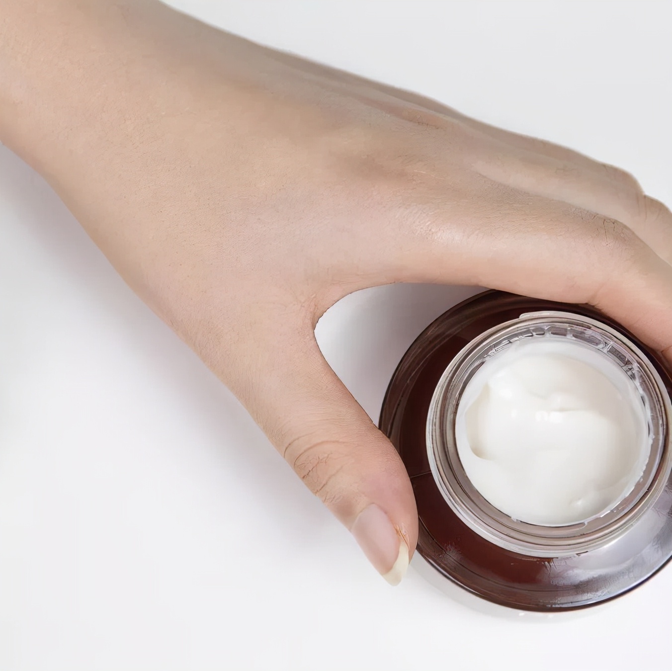 奶奶辈的护肤品,想要皮肤保持在30岁用什么护肤品