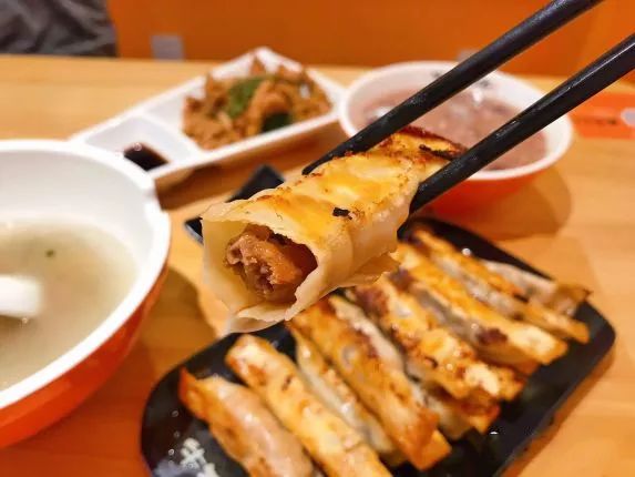 天津最火爆的锅贴,天津锅贴有什么馅