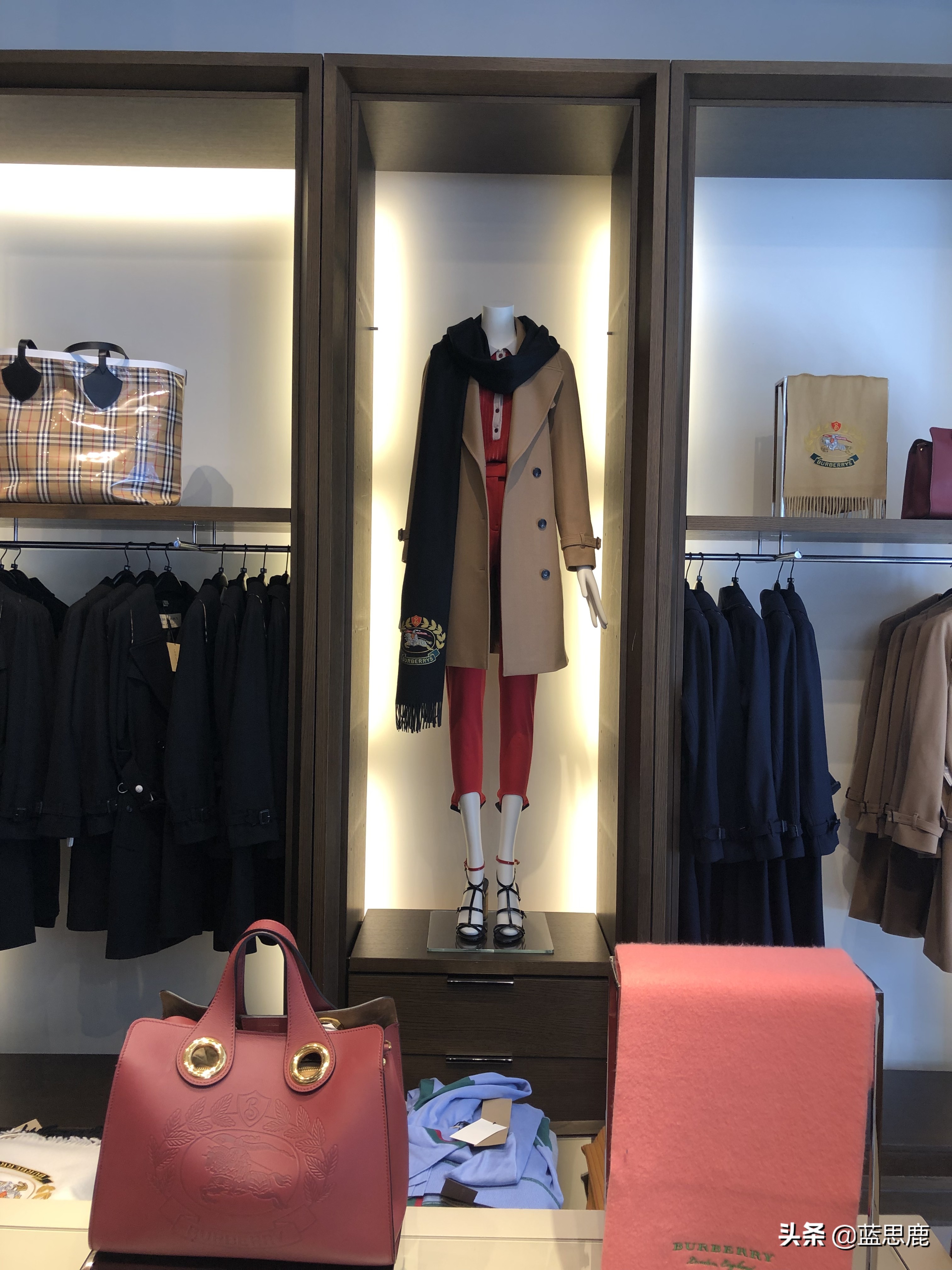 英国购物天堂比斯特村,比斯特购物村在英国哪里