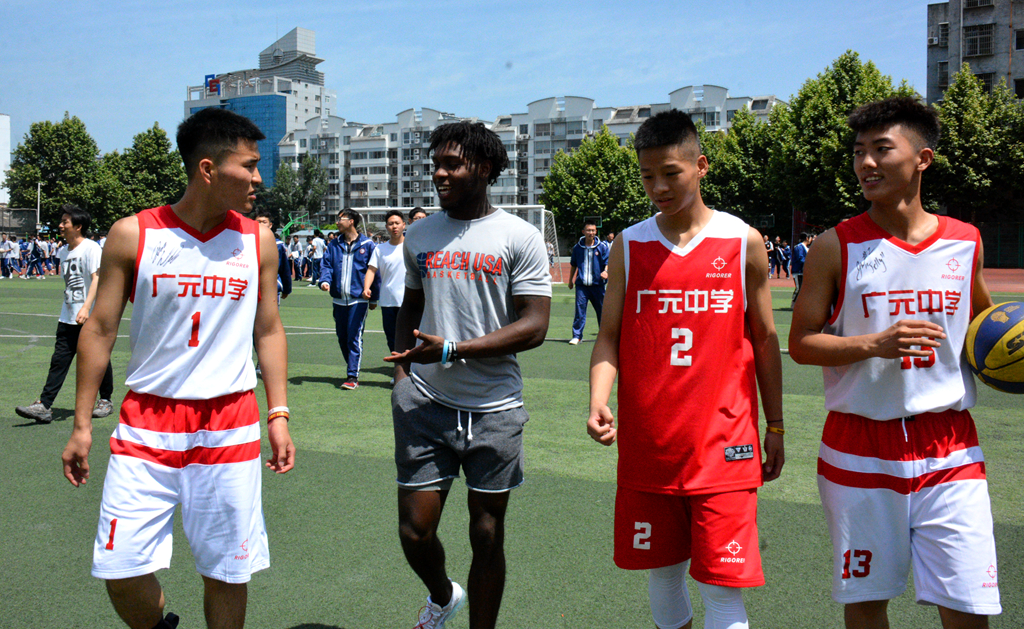 美国和西班牙篮球比赛,美国和西班牙篮球队来岚皋