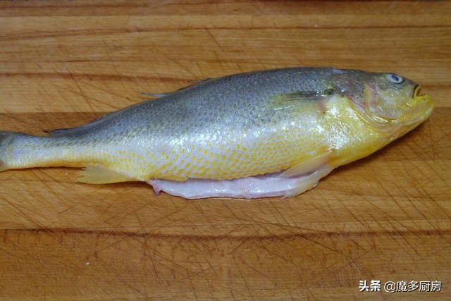 大黄鱼怎样做好吃简单,大黄鱼怎么做才好吃又简单