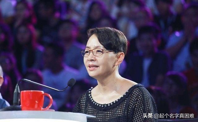 细数娱乐圈最接地气6位明星除了宋丹丹李雪健，还有一位26岁小伙