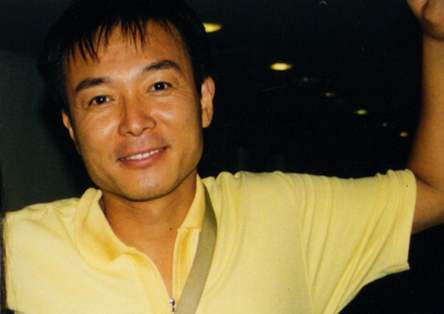 打擂梁朝伟，不输张国荣，被葛优崇拜，谢园是三十年前的天王巨星