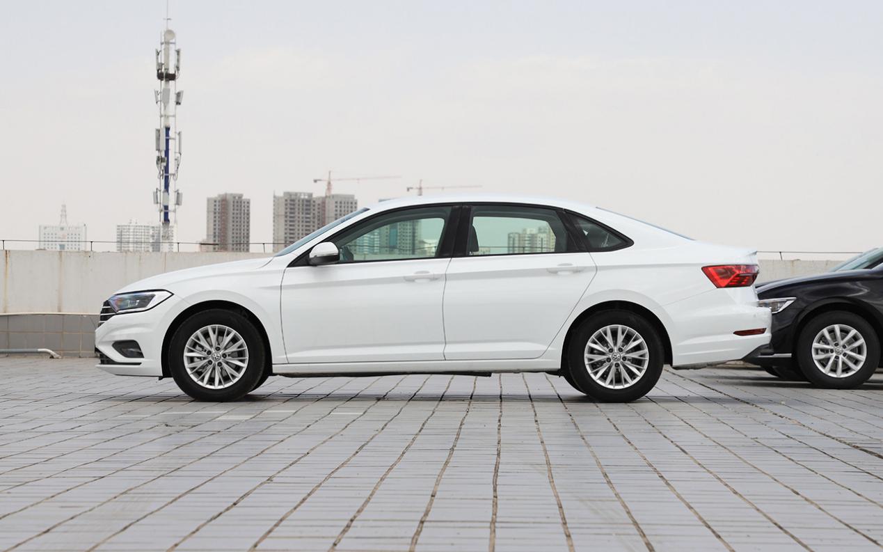 10万千万别买的车,10万买速腾能买三年左右的车吗