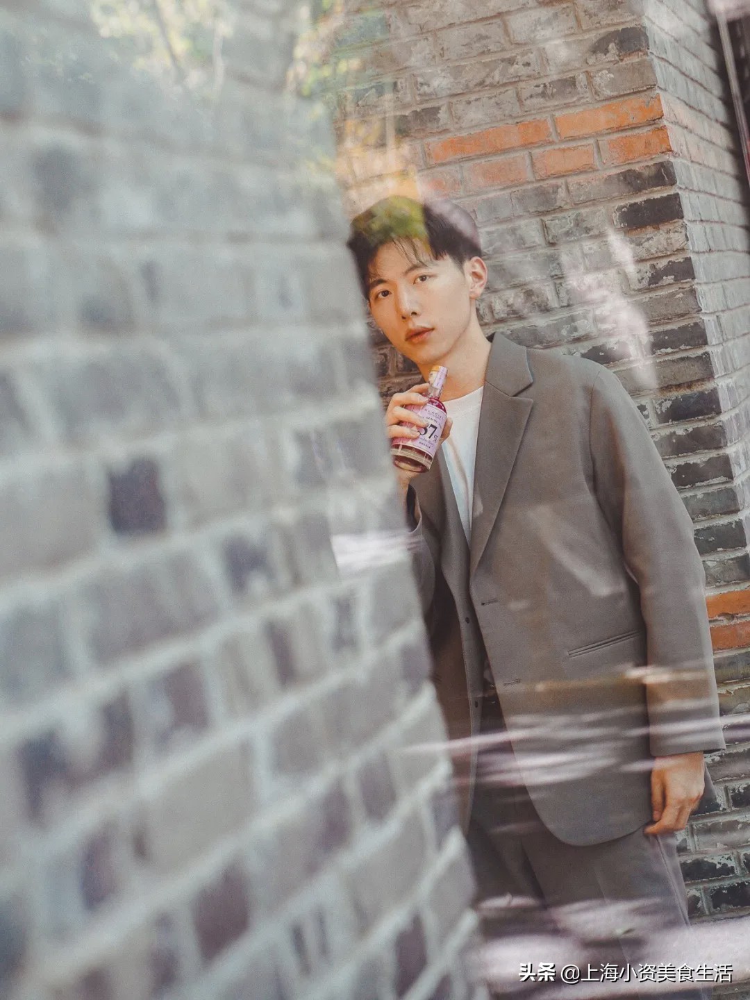 夏天的微醺感觉从一杯美酒开始,关于夏天的一切美好都藏在风景里