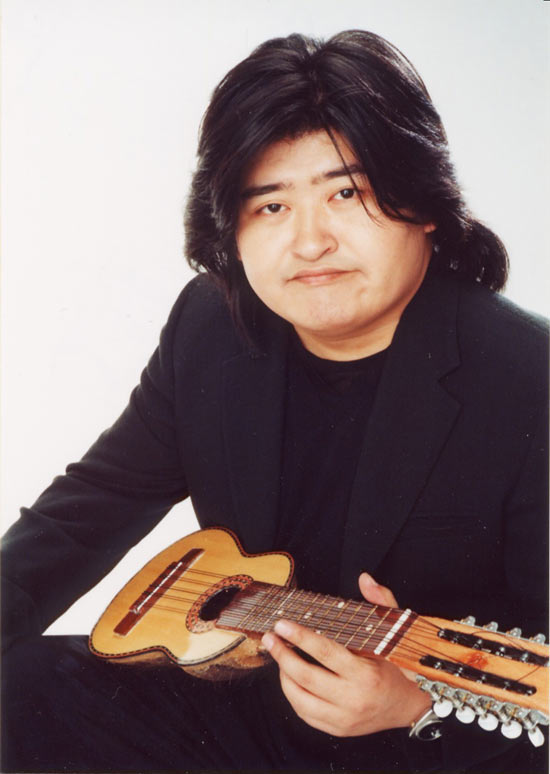 额头窄梳什么样的发型好看,额头扁平低矮