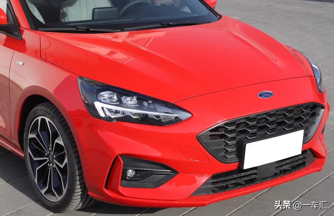 13福特福克斯两厢自动挡二手车,13福特福克斯高配1.8二手多少钱