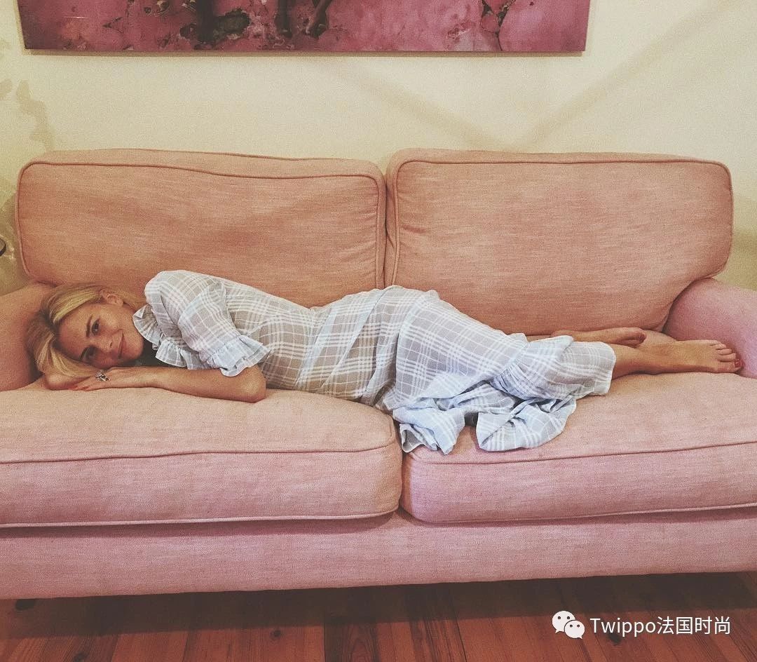 zara孕妇装在哪里,zara夏季新款穿搭吊带裙