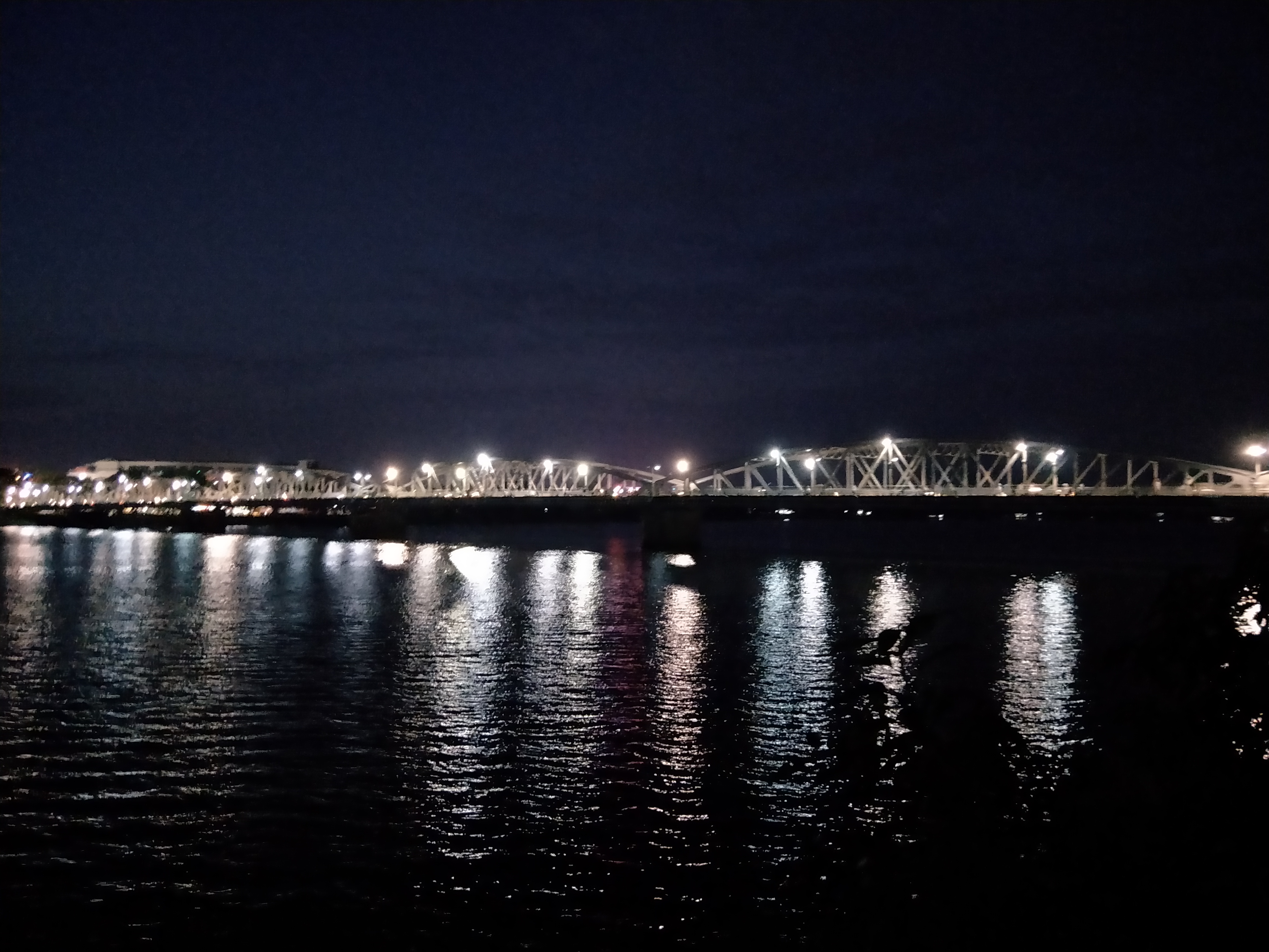 在越南怎么应对宰客现象,越南旅游吃饭贵不贵