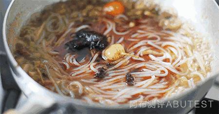 网购螺蛳粉哪款真好吃？试了一年，终于找到无限回购的真爱