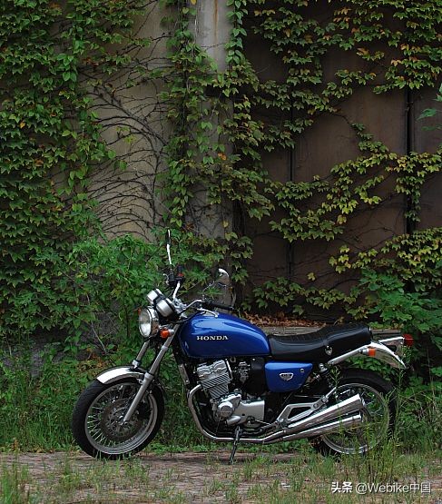 新出来的本田cb400,本田cb400第四代评测