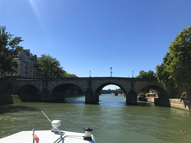 塞纳河的左岸和右岸划分依据,塞纳河和左岸